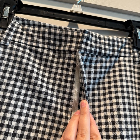 Old Navy Size 20 Women's Black and White Gingham Pixie Pants - Picture 3 of 7